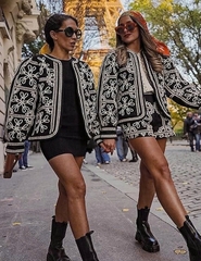 Áo khoác khaki Sezane đen họa tiết ren chỉ trắng