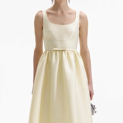 Váy Self- Portrait  satin vàng viền đá dáng midi bồng