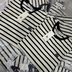 Tshirt Tory Burch kẻ ngang logo túi ngực