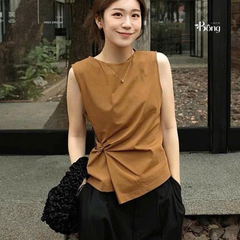 Áo chi tiết xoắn