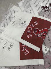 Tshirt COACH màu trắng logo snake