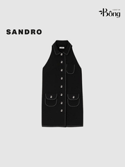 Váy Sandro đen sát nách cổ đức viền chỉ 2 túi trước cổ yếm