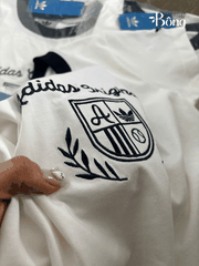 Tshirt ADIDAS trắng thêu ren chỉ đen