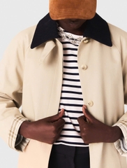 Áo khoác trench coat cổ và tay áo tương phản