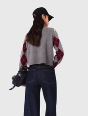 Áo crop-top Argyle