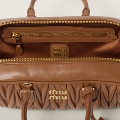 Túi Miumiu da nhăn (size M)