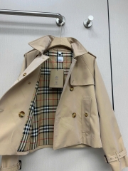 Áo khoác khaki BBR dáng lửng