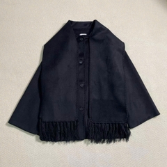 Cape dạ TOTEME choàng kèm khăn viền trắng tua rua