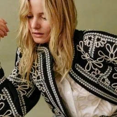 Áo khoác khaki Sezane đen họa tiết ren chỉ trắng