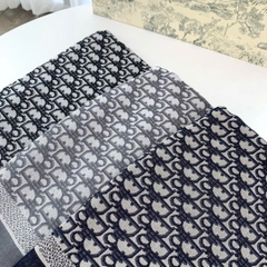 Khăn DIOR hoạ tiết monogram 42% wool 42% silk 16 cotton