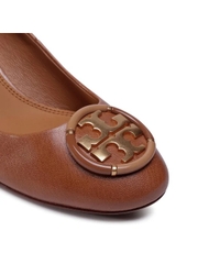 Tory Burch Chelsea Gold Logo Leather Pumps