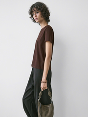 ÁO THUN 100% COTTON VỚI CHI TIẾT ĐƯỜNG MAY
