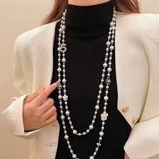 Cài áo Chanel lô 2