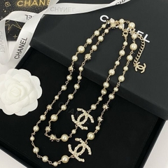 Vòng ngọc trai Chanel bản VIP