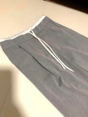 Quần suông Zara kẻ chìm cạp trắng