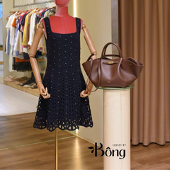 Đầm ngắn crochet đính đá cổ vuông
