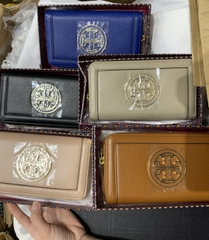 Ví cầm tay Tory Burch logo