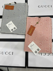 Khăn len nhũ Gucci