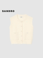 Gilet len Sandro màu kem 2 túi trước khuy ngọc trai