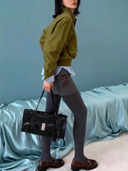 Túi Prada da trơn chữ nhật logo trắng