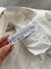 Quần jean trắng Zara dáng suông