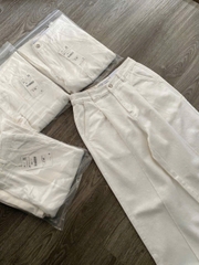 Quần jean trắng Zara dáng suông