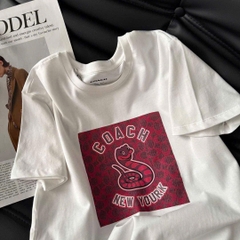 Tshirt COACH màu trắng logo snake