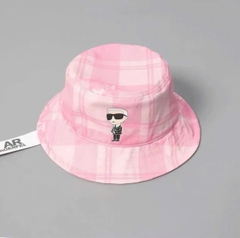 Mũ bucket Karl Largerfeld kẻ hồng