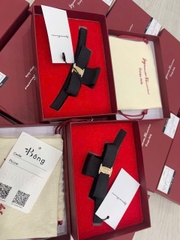 Kẹp tóc Salvatore Ferragamo đen fullbox