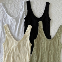Áo thun tăm H&M viền ren 4 màu