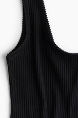 Áo thun tăm H&M viền ren 4 màu