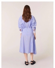 Chân váy midi Maje kẻ trắng xanh xếp tầng