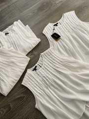 Top lụa đũi trắng Massimo Dutti dư xịn sát sách ly chìm