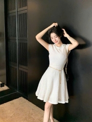 Váy len lưới Maje trắng kèm belt xích dáng A lửng