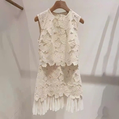Đầm ngắn phối ren