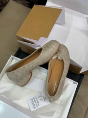 Giày Maison Margela xỏ ngón màu cát