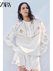 Sơ mi ren dập Zara trắng dài tay cổ trụ
