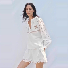 Sơ mi ren dập Zara trắng dài tay cổ trụ