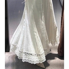 Chân váy midi Zara đũi trắng ren 3D