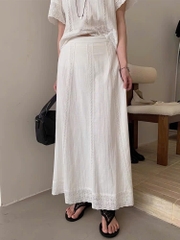 Chân váy midi Zara đũi trắng ren 3D