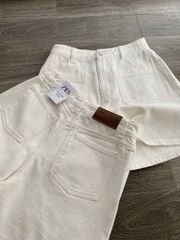 Short denim trắng Zara