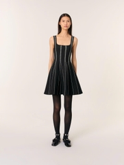Váy dệt kim jacquard ngắn