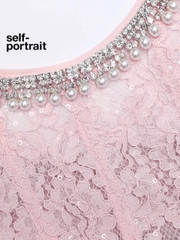Váy Sel-Portrait midi hồng ren cổ đá
