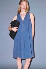 Váy COS denim suông cổ V sát nách