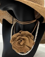 Chocker Zara flower