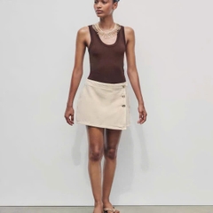 Short váy Zara màu camel khuy ngọc dư xịn