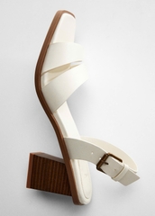 Sandal MNG gót vuông