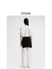 Sơ mi dáng loose cổ tròn khuy ngực