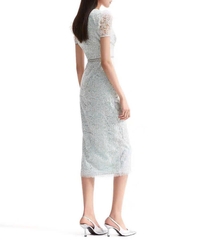 Váy Self- Portrait ren 3D trắng cổ vuông gắn đá