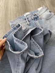Quần jeans suông Zara suông màu nhạt mài trước